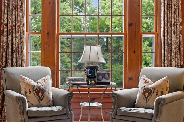 62 Woodley Road, Winnetka, IL 60093