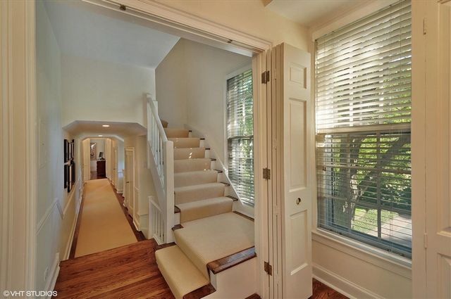 62 Woodley Road, Winnetka, IL 60093