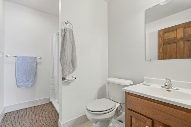 19 Nellie Lane, Lampe, MO 65681