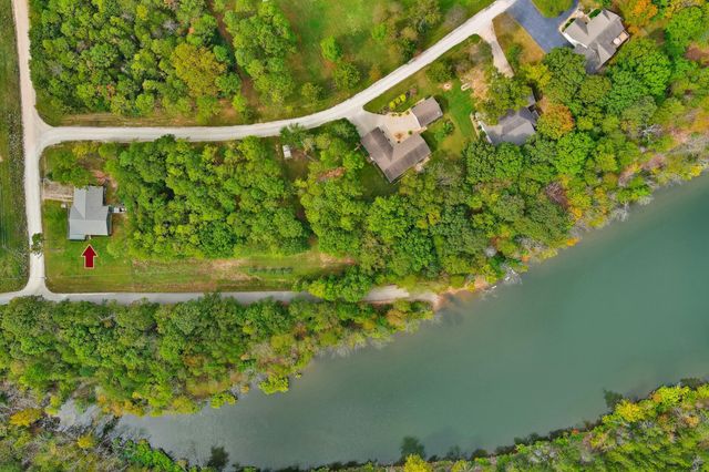 19 Nellie Lane, Lampe, MO 65681