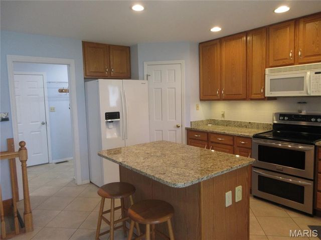 3122 Piney Pointe Drive, Unincorporated, MO 63129