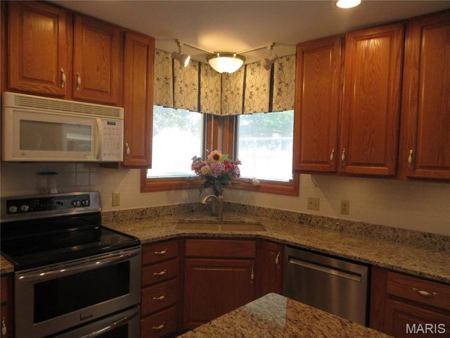 3122 Piney Pointe Drive, Unincorporated, MO 63129