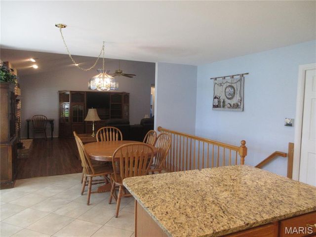 3122 Piney Pointe Drive, Unincorporated, MO 63129