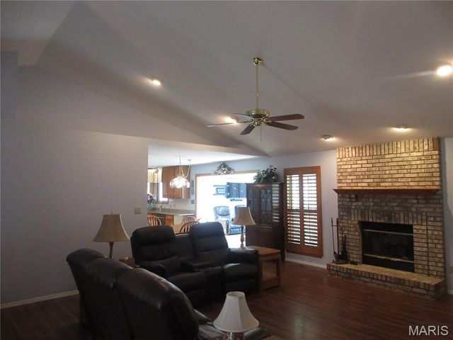 3122 Piney Pointe Drive, Unincorporated, MO 63129