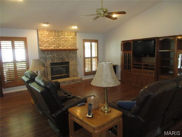 3122 Piney Pointe Drive, Unincorporated, MO 63129