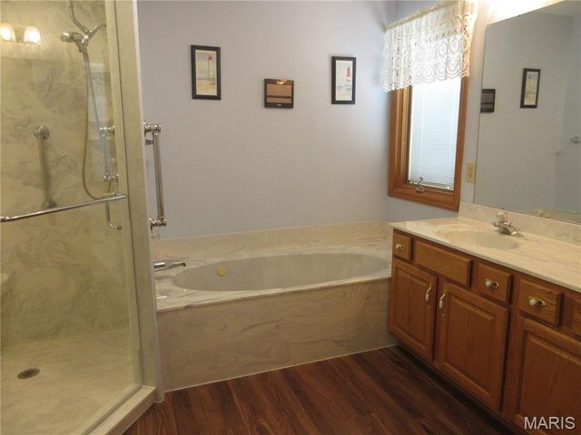 3122 Piney Pointe Drive, Unincorporated, MO 63129