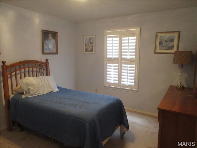 3122 Piney Pointe Drive, Unincorporated, MO 63129