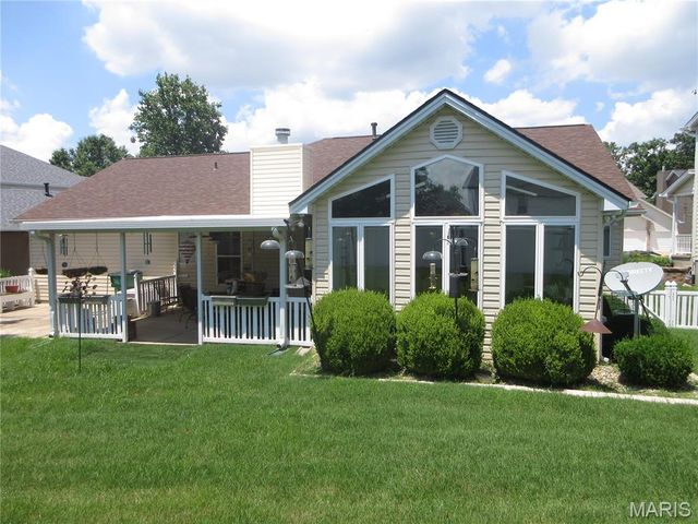 3122 Piney Pointe Drive, Unincorporated, MO 63129