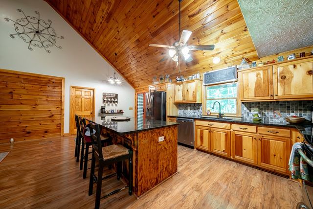 149 Savior Lane, Hamilton, GA 31811