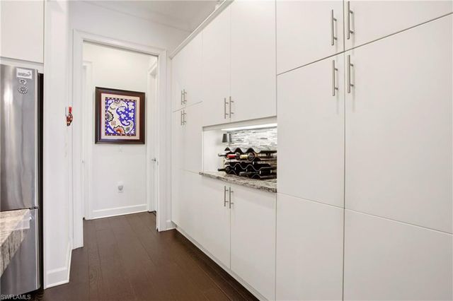 7157 Dominica DR, Naples, FL 34113