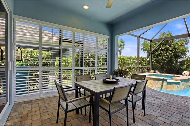 7157 Dominica DR, Naples, FL 34113