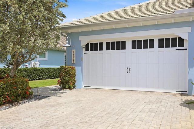 7157 Dominica DR, Naples, FL 34113