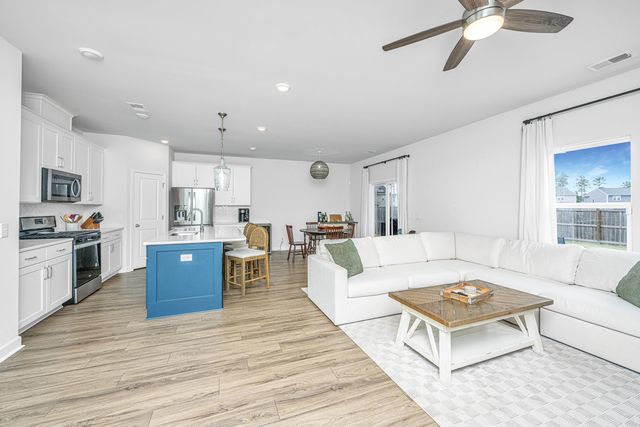 412 Carrara Drive, Summerville, SC 29486