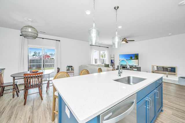 412 Carrara Drive, Summerville, SC 29486