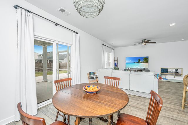 412 Carrara Drive, Summerville, SC 29486