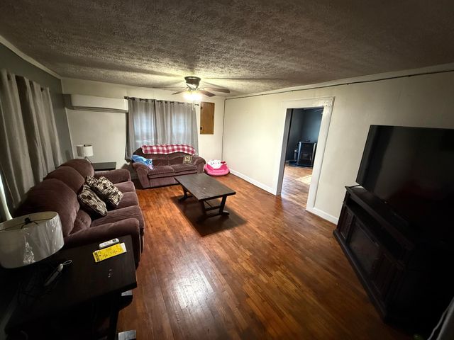 1708 Osborne Road, Brodhead, KY 40409