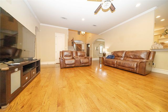 7913 Forest View Court, North Richland Hills, TX 76182