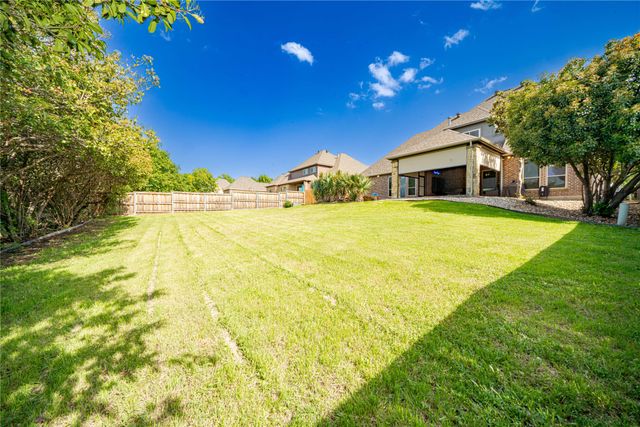7913 Forest View Court, North Richland Hills, TX 76182