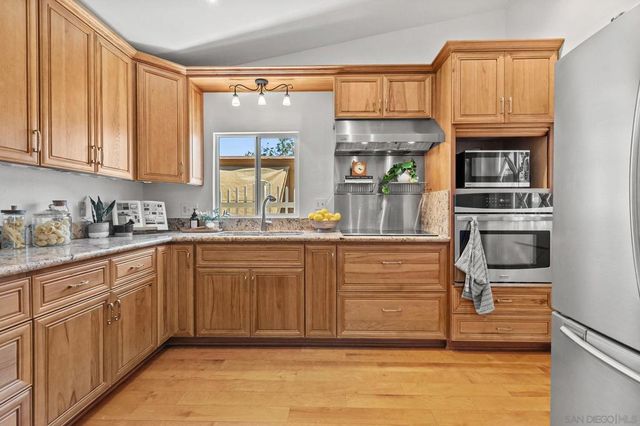 2605 Tonto Way, San Diego, CA 92117