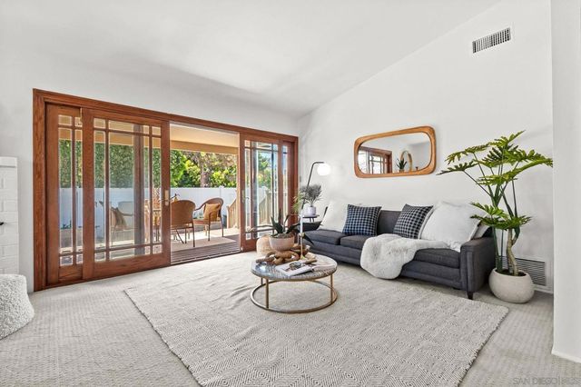 2605 Tonto Way, San Diego, CA 92117