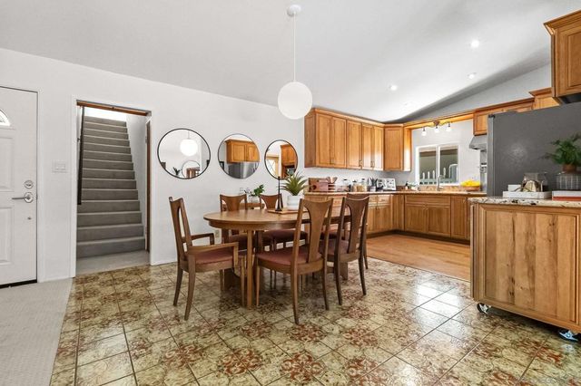 2605 Tonto Way, San Diego, CA 92117