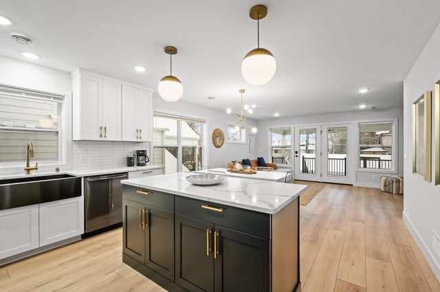 1830 Mckinley Street NE, Minneapolis, MN 55418