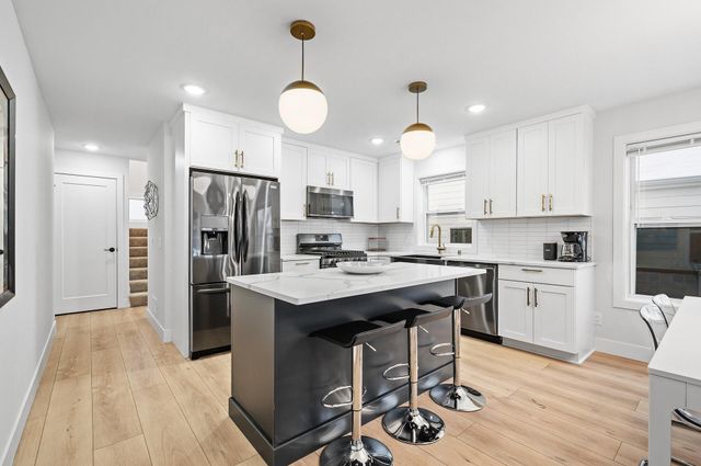 1830 Mckinley Street NE, Minneapolis, MN 55418
