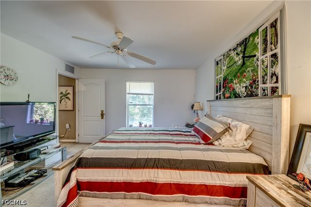 2807 51st ST W, Lehigh Acres, FL 33971