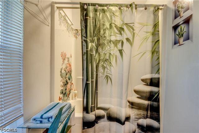 2807 51st ST W, Lehigh Acres, FL 33971