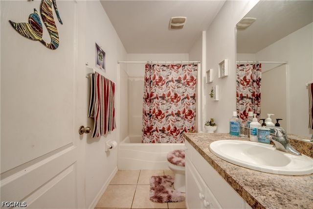 2807 51st ST W, Lehigh Acres, FL 33971