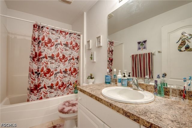 2807 51st ST W, Lehigh Acres, FL 33971