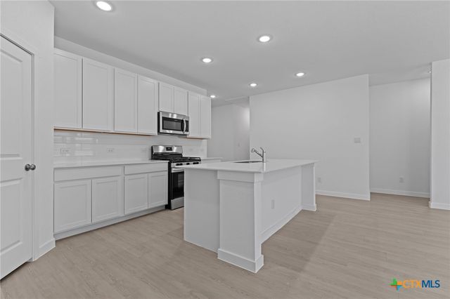 1233 Twisted Creek, New Braunfels, TX 78103