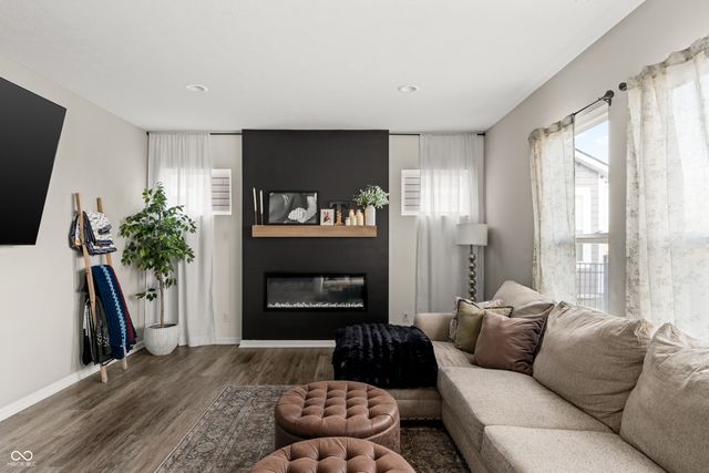 19138 Horsewood Drive, Westfield, IN 46062