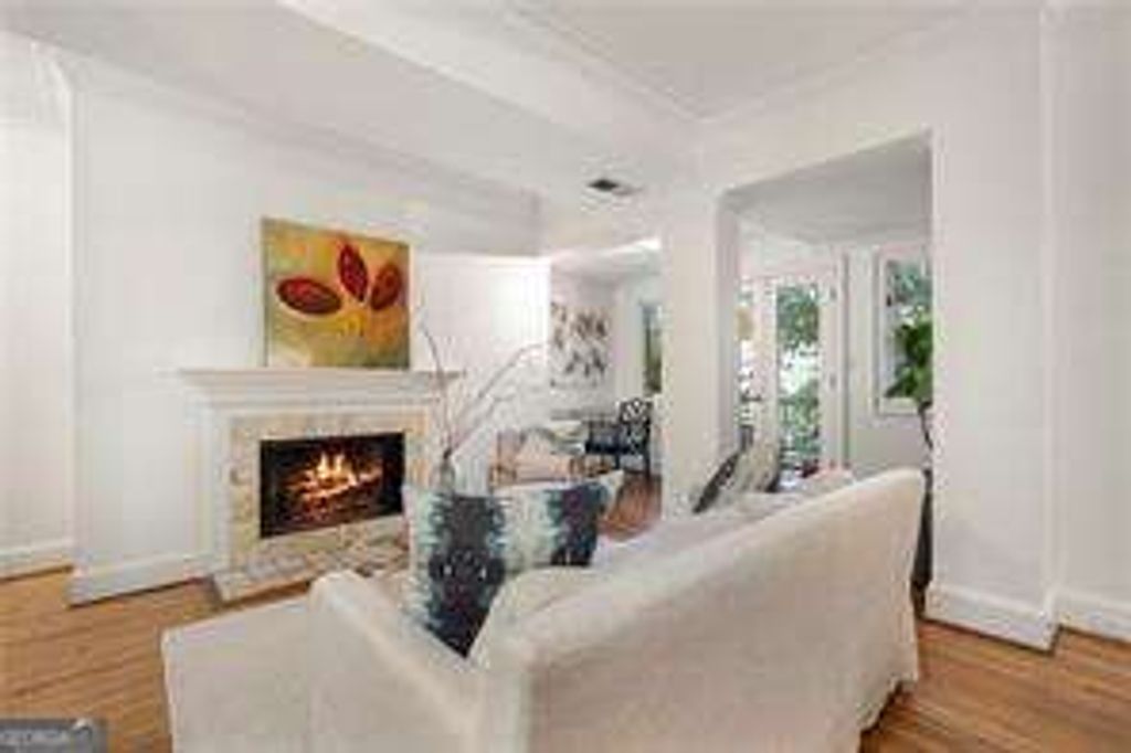 2840 Peachtree Road NW 411, Atlanta, GA 30305 — photo 2