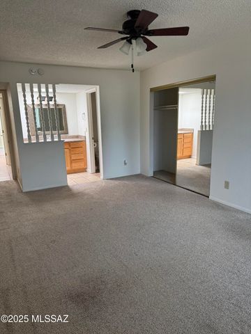 1752 S Ave Sosegado, Tucson, AZ 85710