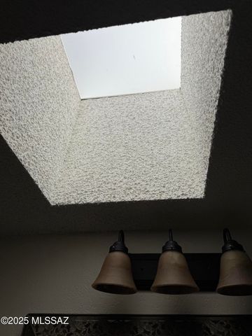 1752 S Ave Sosegado, Tucson, AZ 85710