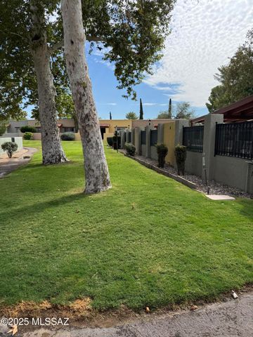 1752 S Ave Sosegado, Tucson, AZ 85710