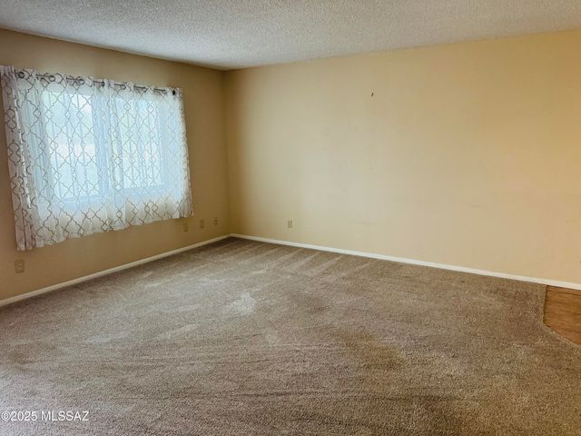 1752 S Ave Sosegado, Tucson, AZ 85710