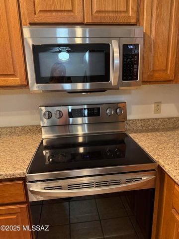 1752 S Ave Sosegado, Tucson, AZ 85710