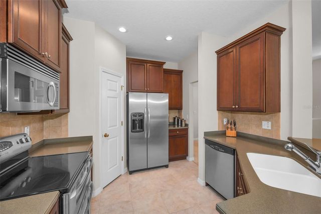 8525 SHALLOW CREEK, New Port Richey, FL 34653