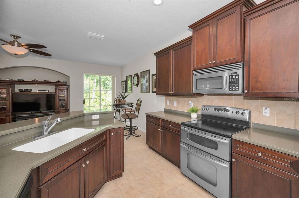 Image 26 of property listing at 8525 SHALLOW CREEK, New Port Richey, FL 34653