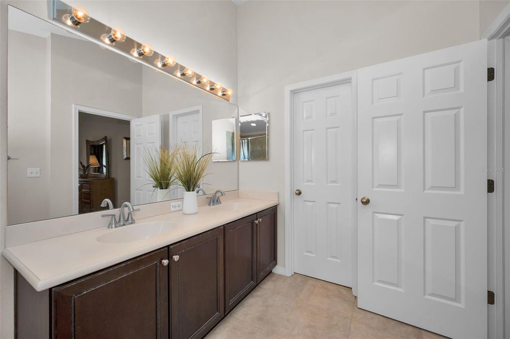 Image 35 of property listing at 8525 SHALLOW CREEK, New Port Richey, FL 34653