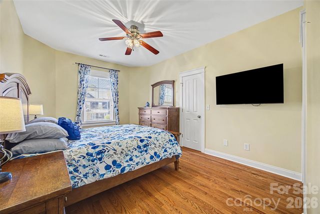 1044 Hunters Run Drive, Tega Cay, SC 29708