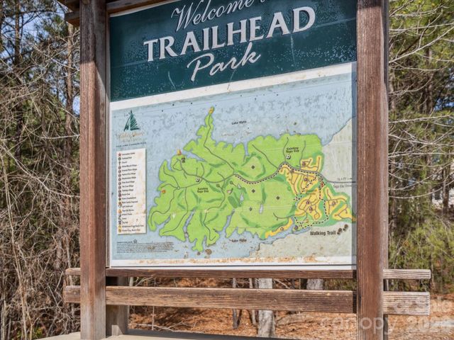 1044 Hunters Run Drive, Tega Cay, SC 29708