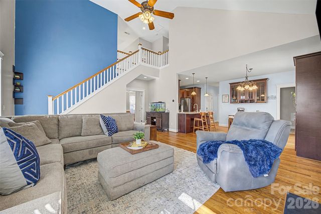 1044 Hunters Run Drive, Tega Cay, SC 29708