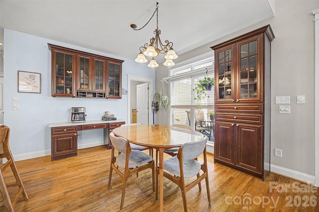 1044 Hunters Run Drive, Tega Cay, SC 29708