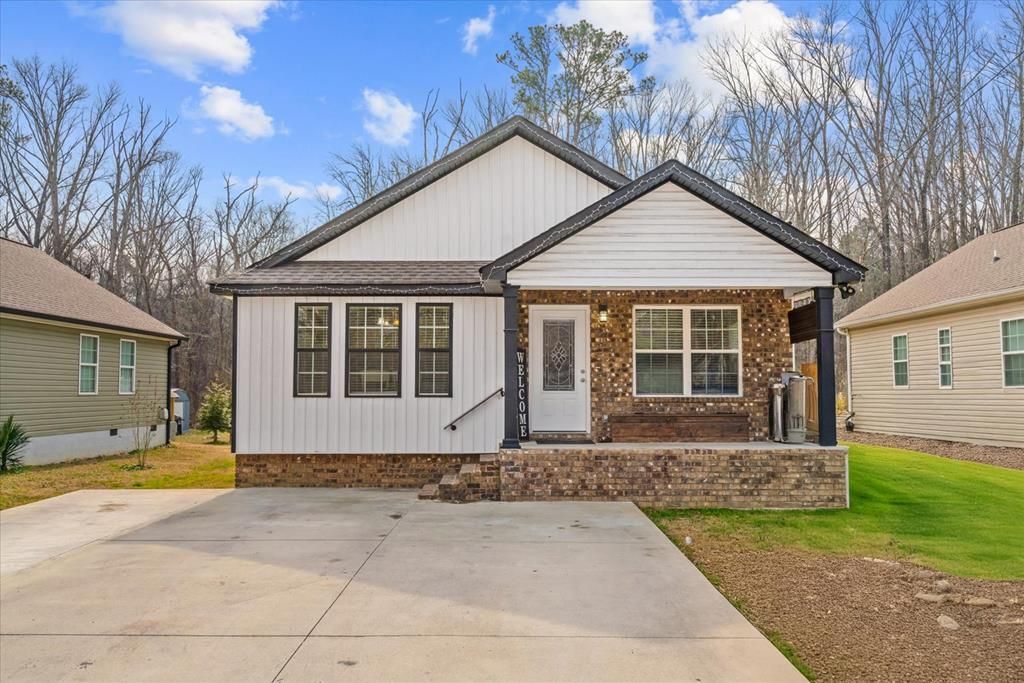 153 Lillian Drive, Dalton, GA 30121