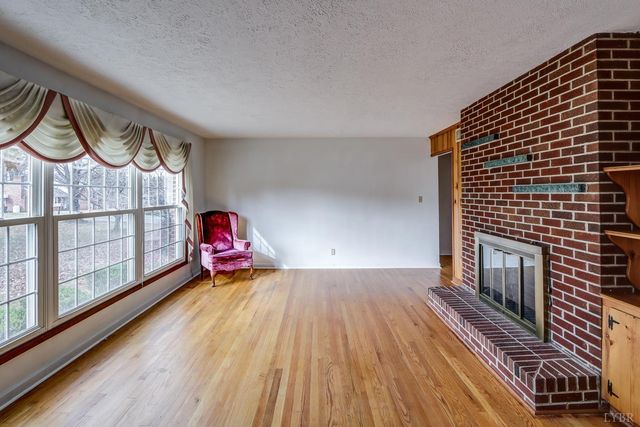 140 Moorman Drive, Madison Heights, VA 24572