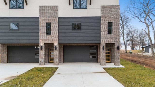 56090 E 271 Road Unit B, Monkey Island, OK 74331