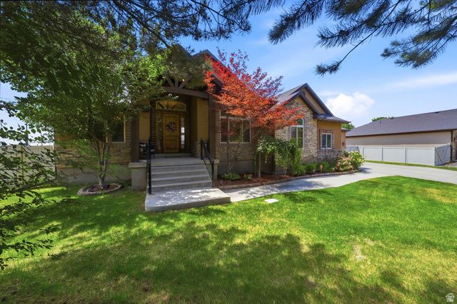 11372 S VIA ARBOLES CT, South Jordan, UT 84095